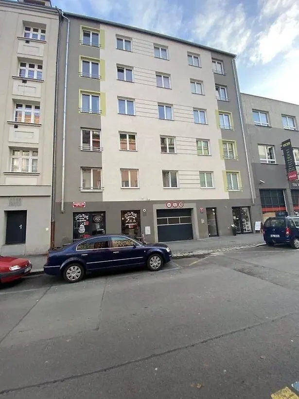 Apartments / 10 Min From Center / O2 Arena Praha