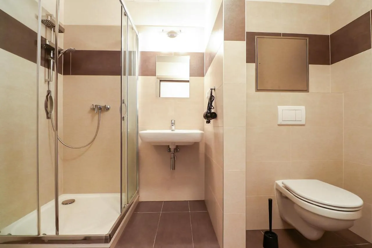 Apartments / 10 Min From Center / O2 Arena Praha